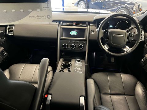 Land Rover Discovery 3.0 Discovery Landmark SD6 Auto 4WD 5dr 27