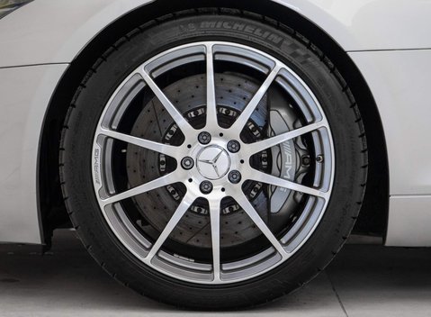 Mercedes-Benz SLS 6.2 63 V8 AMG 2dr 15