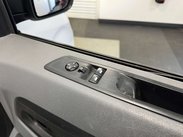 Vauxhall Vivaro 1.5 Vivaro 2900 Sportive S/S 31