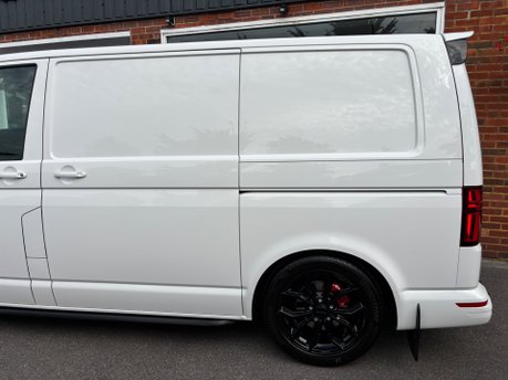 Volkswagen Transporter 2.0 BiTDI T32 Sportline Panel Van 5dr Diesel DSG FWD SWB Euro 6 (204ps) 6