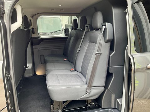 Ford Transit Custom 2.0 300 EcoBlue Limited Crew Van Auto L2 H1 Euro 6 (s/s) 5dr 18