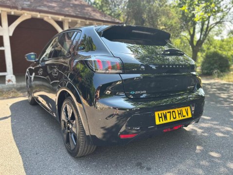 Peugeot 208 GT LINE 21