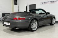 Porsche 911 Carrera 4 Cabriolet 7