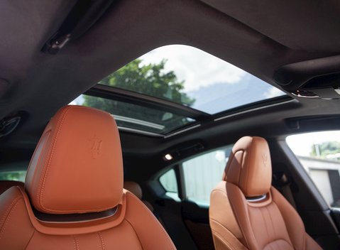 Maserati Levante S GranSport 15