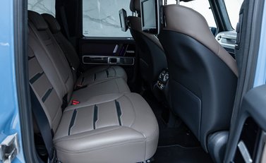 Mercedes-Benz G Class G63 AMG CARBON EDITION 20