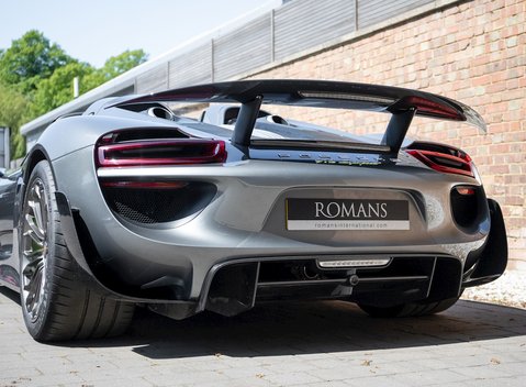 Porsche 918 Spyder 26
