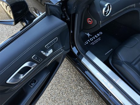 Mercedes-Benz SL Series SL63 AMG 84