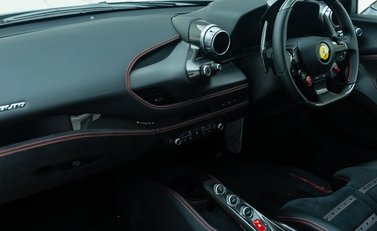 Ferrari F8 Tributo 17