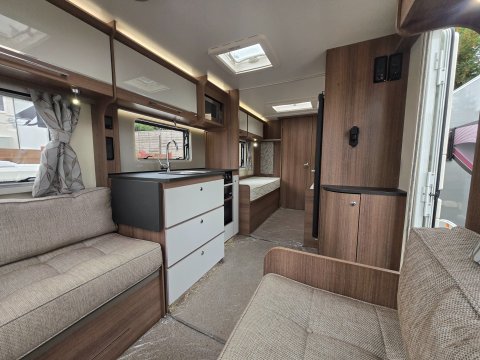 Bailey Unicorn Cadiz  8
