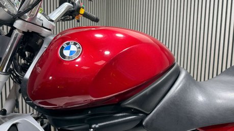 BMW R1100 R 2000 41K VERY CLEAN EXAMPLE MOT OCTOBER 2027 CLASSIC 1100CC 10