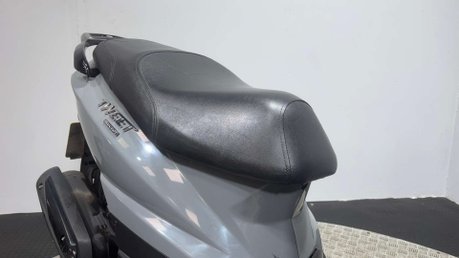 Peugeot Tweet GT 2023 RUNNING PROJECT LEARNER SCOOTER 125CC NEEDS WORK 9