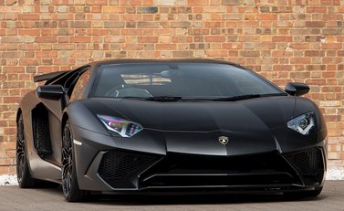 Lamborghini Aventador SV LP 750-4 Coupe 1