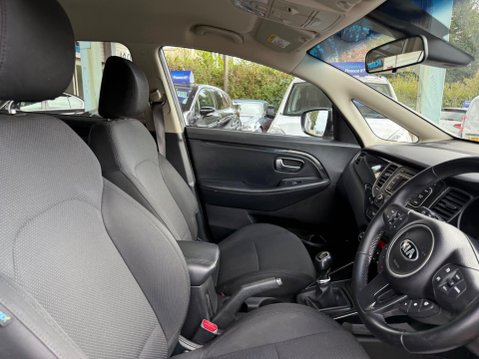 Kia Carens 1.7 CRDi 2 Euro 6 (s/s) 5dr 23