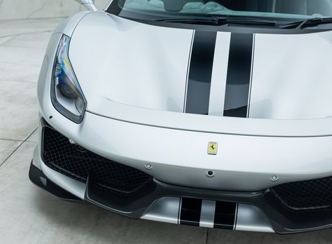 Ferrari 488 Pista 27