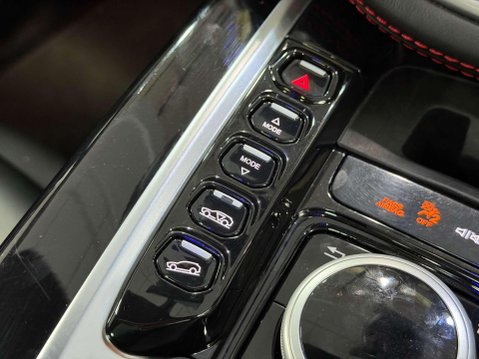 Aston Martin DBX 4.0 V8 SUV 5dr Petrol Auto 4WD Euro 6 (s/s) (550 ps) 48