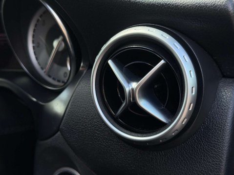 Mercedes-Benz GLA 2.1 GLA220 CDI AMG Line SUV 5dr Diesel 7G-DCT 4MATIC Euro 6 (s/s) (170 ps) 81