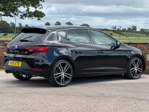 SEAT Leon 2.0 TSI Cupra 300 Euro 6 (s/s) 5dr 4