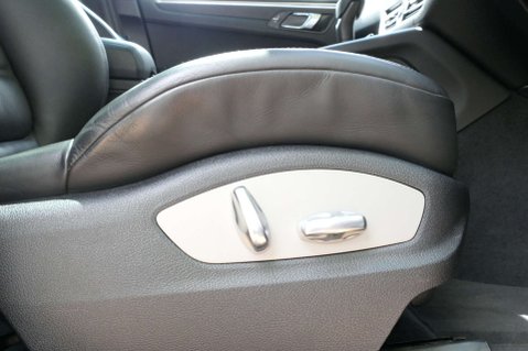 Porsche Macan 2.9T V6 GTS SUV 5dr Petrol PDK 4WD Euro 6 (s/s) (440 ps) 24