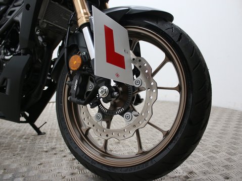 Honda CB125R CB 125 F NA-M 20