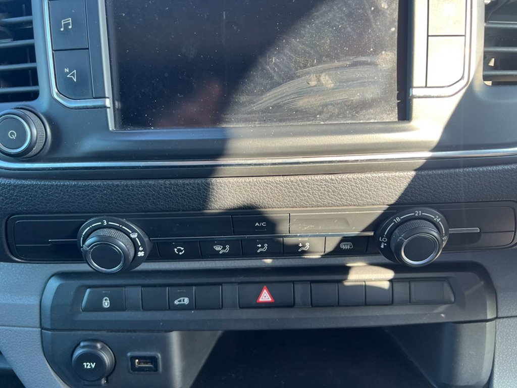 2021 Citroen DispatchXLWB L3H1 Driver 1400 Air Con Alloys Nav Sensors EURO 6 NO VAT — thumbnail 41 of 51