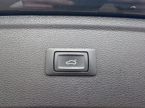 Audi Q5 TDI QUATTRO SPORT 11