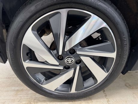 Toyota Aygo X 1.0 Aygo X Edge VVT-i 5dr 11