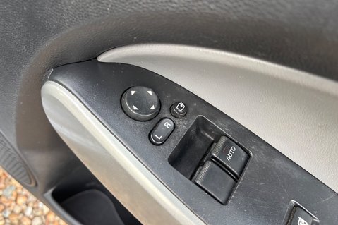 Mazda 2 TAMURA… 1 PREVIOUS KEEPER.. SERVICE HISTORY.. A/C... AUX.. GREAT LITTLE CAR 13