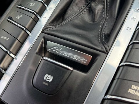 Porsche Macan 3.0 Macan S D Semi-Auto 4WD 5dr 70