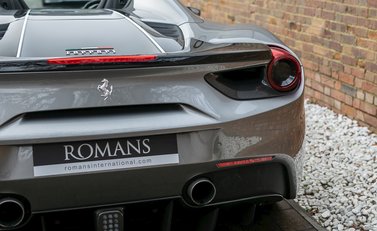 Ferrari 488 Spider 28