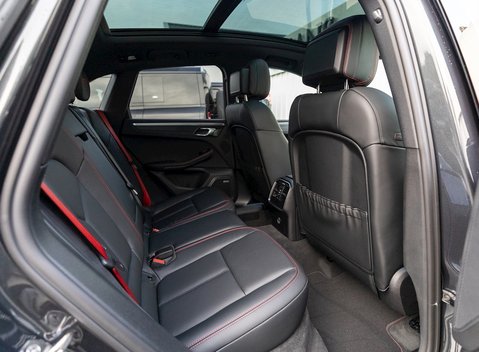 Porsche Macan GTS 16