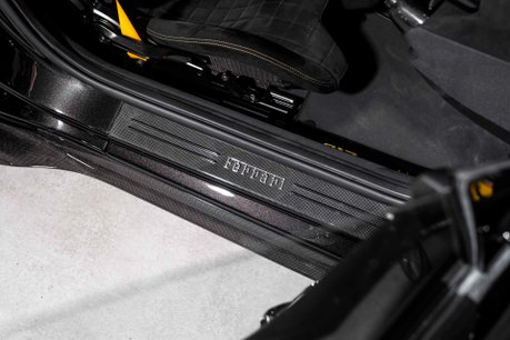 Ferrari 812 Competizione DELIVERY MILEAGE. SIGNATURES ON ENGINE BAY. AIRBRUSHED SHIELDS. CARPLAY. 17