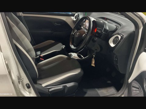 Toyota Aygo 1.0 VVT-i x-pure Hatchback 5dr Petrol Manual Euro 6 (68 ps) 9