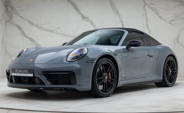 Porsche 911 Targa 4 GTS (992) 5