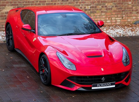 Ferrari F12 Berlinetta 8