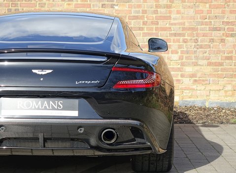 Aston Martin Vanquish Carbon Edition 14