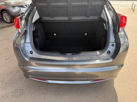 Honda Civic 1.8 i-VTEC ES Auto Euro 5 5dr 43