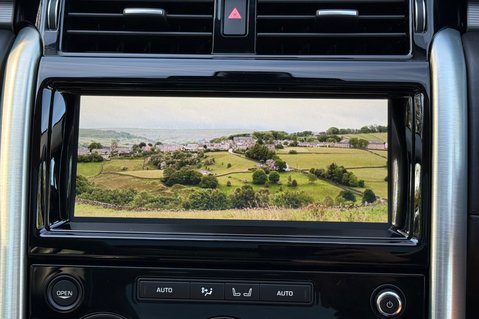Land Rover Discovery TD6 HSE LUXURY 46