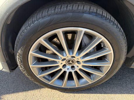 Mercedes-Benz GLC GLC 250 4MATIC AMG LINE PREMIUM PLUS 19