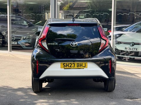 Toyota Aygo X VVT-I EDGE 2