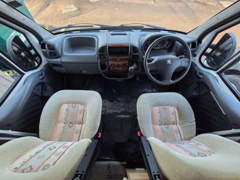 Elddis Autoquest Suntor 7