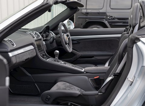 Porsche Boxster Spyder 16