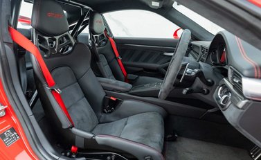 Porsche 911 GT3 RS (991.2) 7