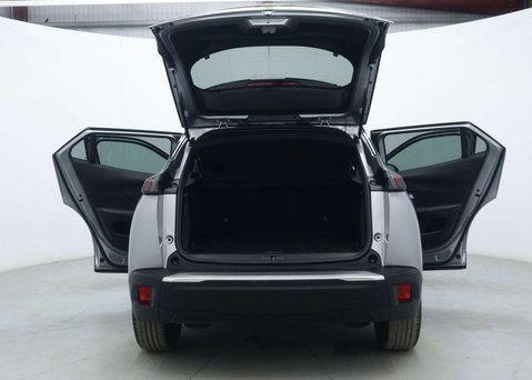 Peugeot 2008 50kWh GT SUV 5dr Electric Auto (7kW Charger) (136 ps) 51