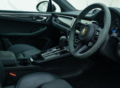 Porsche Macan GTS 13