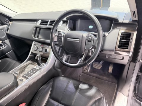 Land Rover Range Rover Sport 3.0 SD V6 HSE Auto 4WD Euro 6 (s/s) 5dr 12