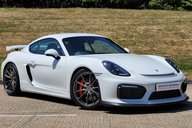 Porsche Cayman GT4 1
