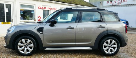 Mini Countryman COOPER D ALL4 AUTOMATIC..SAT NAV,CHILLI,EXCITMENT,FULL MINI HISTORY  1
