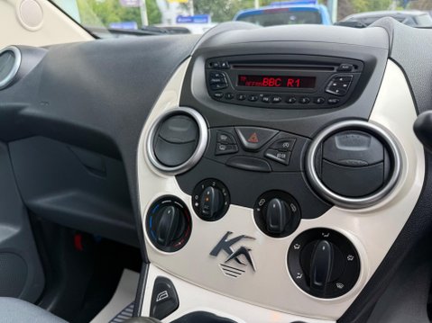 Ford Ka 1.2 Zetec Euro 5 (s/s) 3dr 25