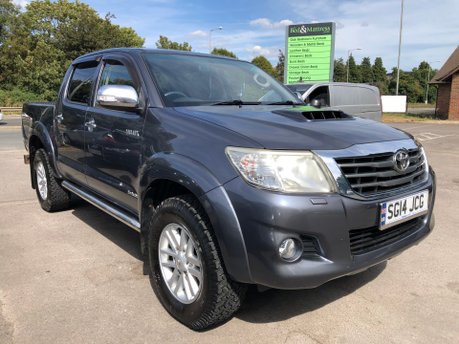 Toyota Hilux INVINCIBLE 4X4 3.0 D-4D DCB Manual 99000m FSH inc Cambelt 5