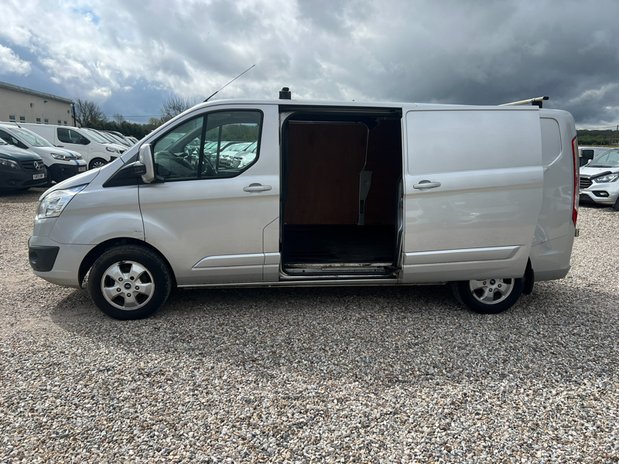 Ford Transit Custom LWB L2H1 Low Roof Limited 290 EURO 6 NO VAT 10